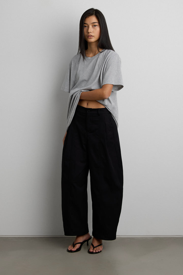 RELAXED PLEATED WIDE LEG PANT in Black — alternate angle