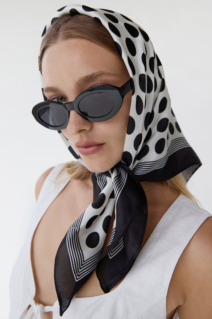 OVERSIZED SPOT SCARF MARGARET HOWELL OVERSIZED SPOT SCARF 麻