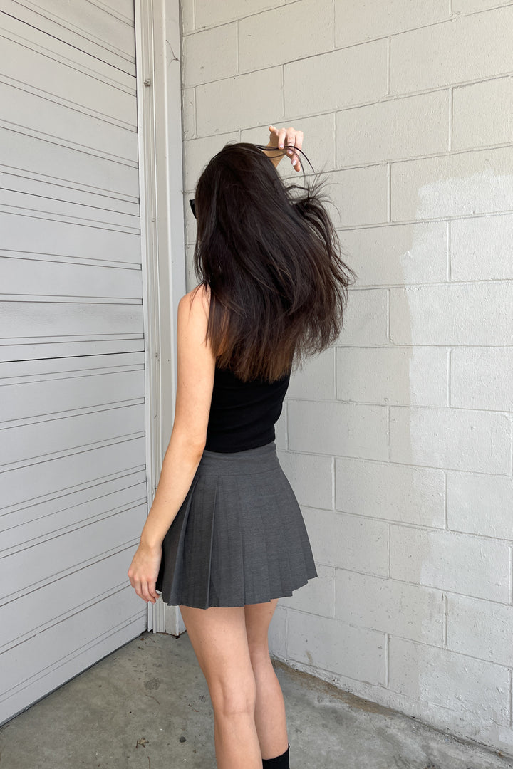 DOUBLE BELTED PLEATED MINI SKIRT in GREY — alternate angle