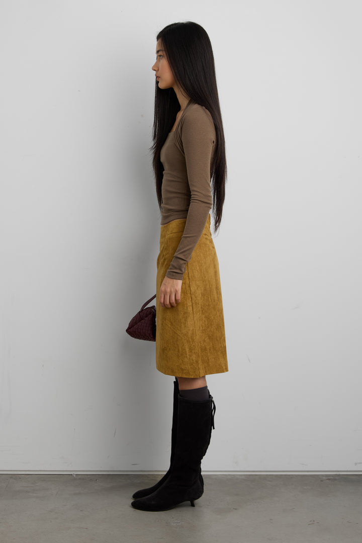 SUEDE MIDI SKIRT in Beige — alternate angle