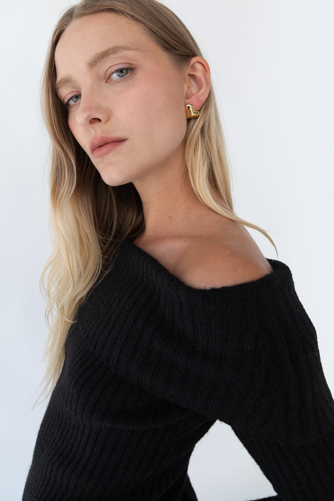 Cropped Off The Shoulder Sweater OAK FORT – OAK FORT USA