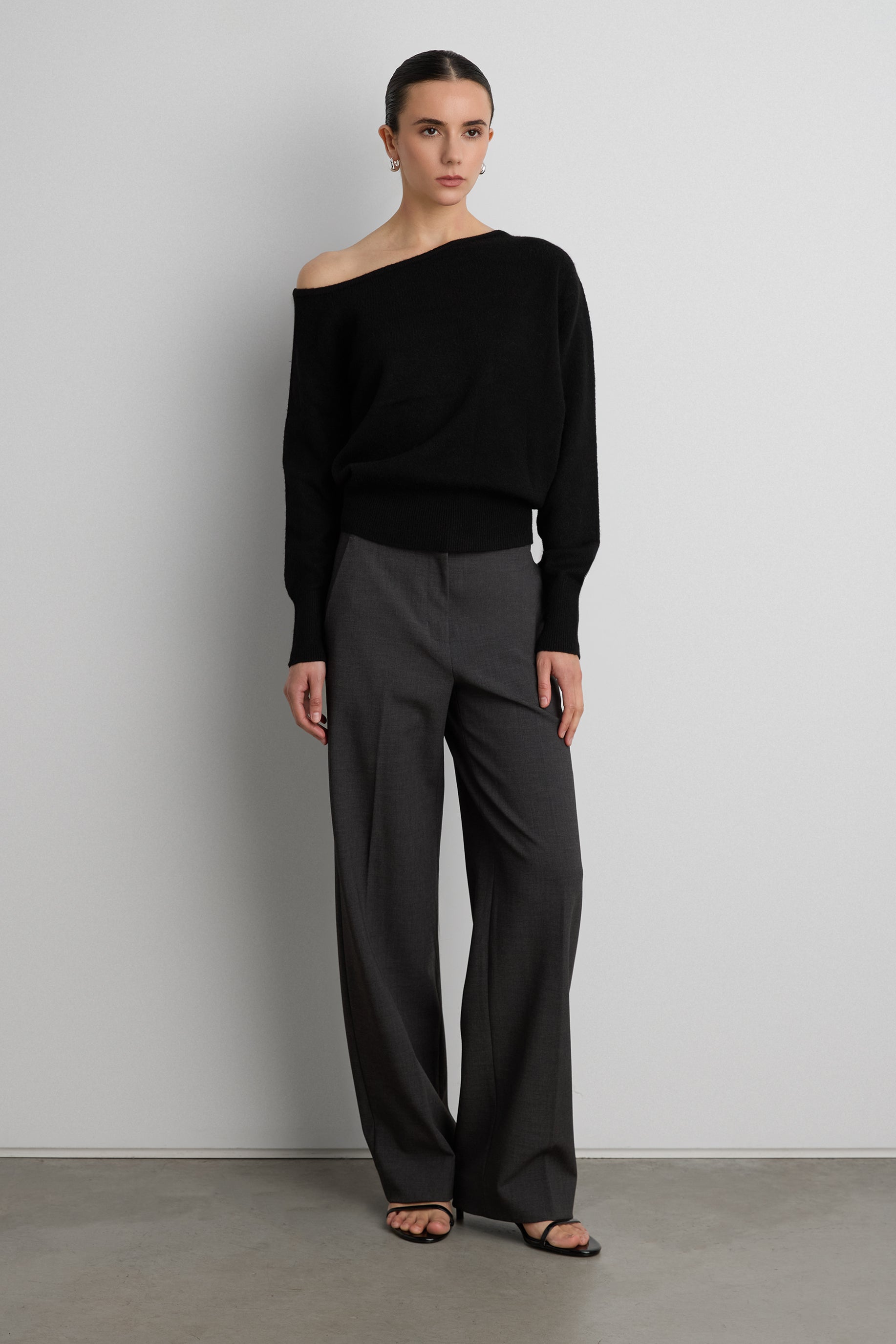 GRVR GROVE BLAIRE OFF-SHOULDER KNIT 韓国 Off Shoulder Sweater | OAK + FORT – OAK + FORT USA