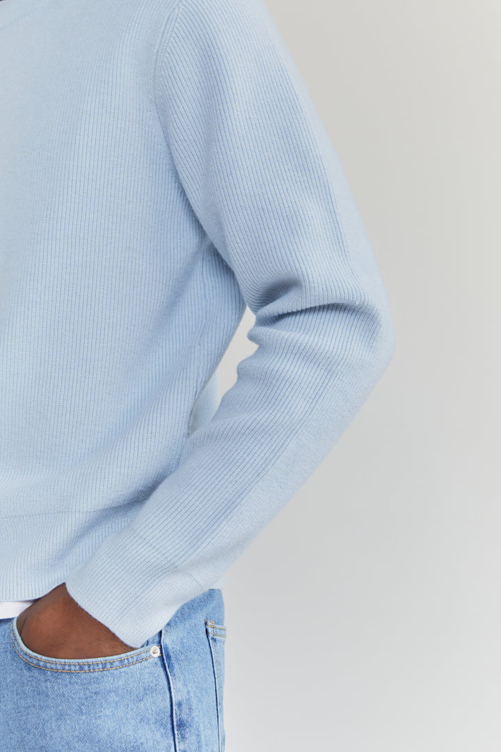 CLASSIC FIT SWEATER in Dark Illusion Blue — alternate angle