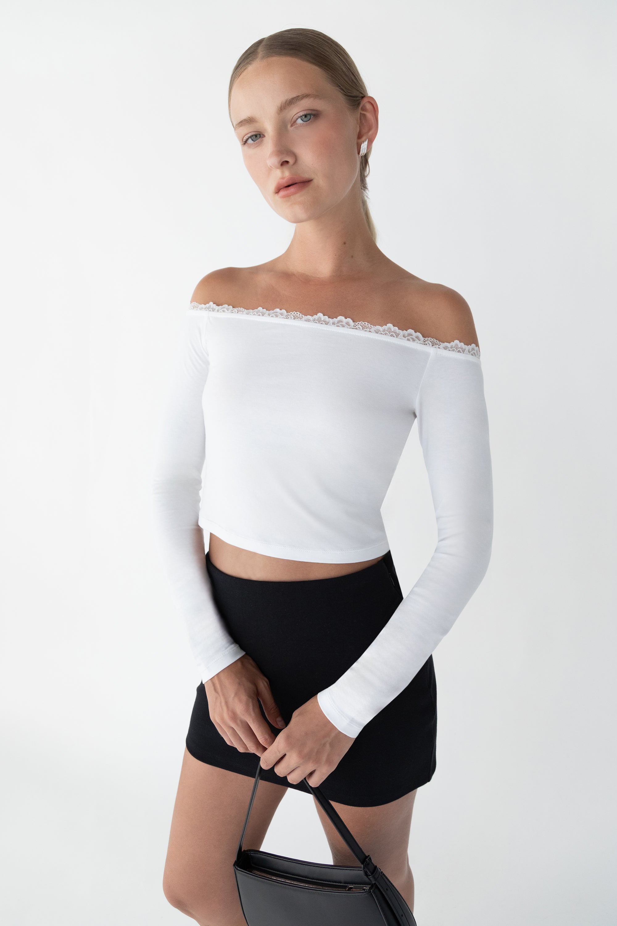 FORME Off Shoulder Top ホワイト F Paradis Off-Shoulder Shirred Eyelet Embroidery Crop Top White