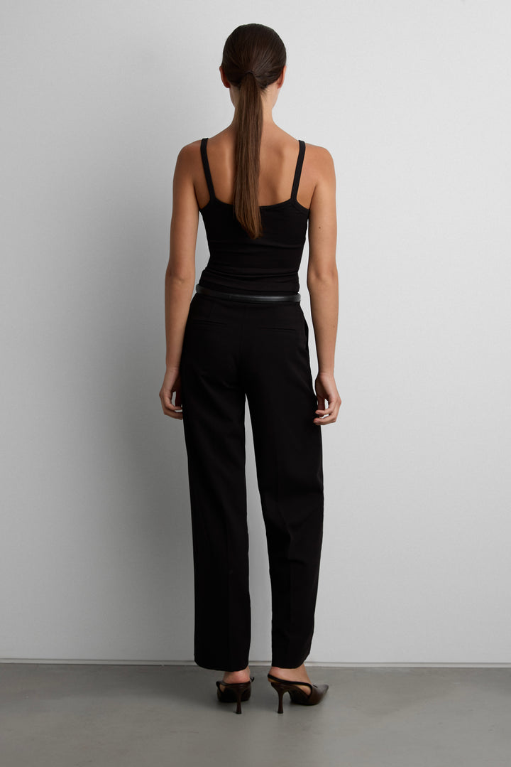 CLOUD TANK TOP in Black — alternate angle