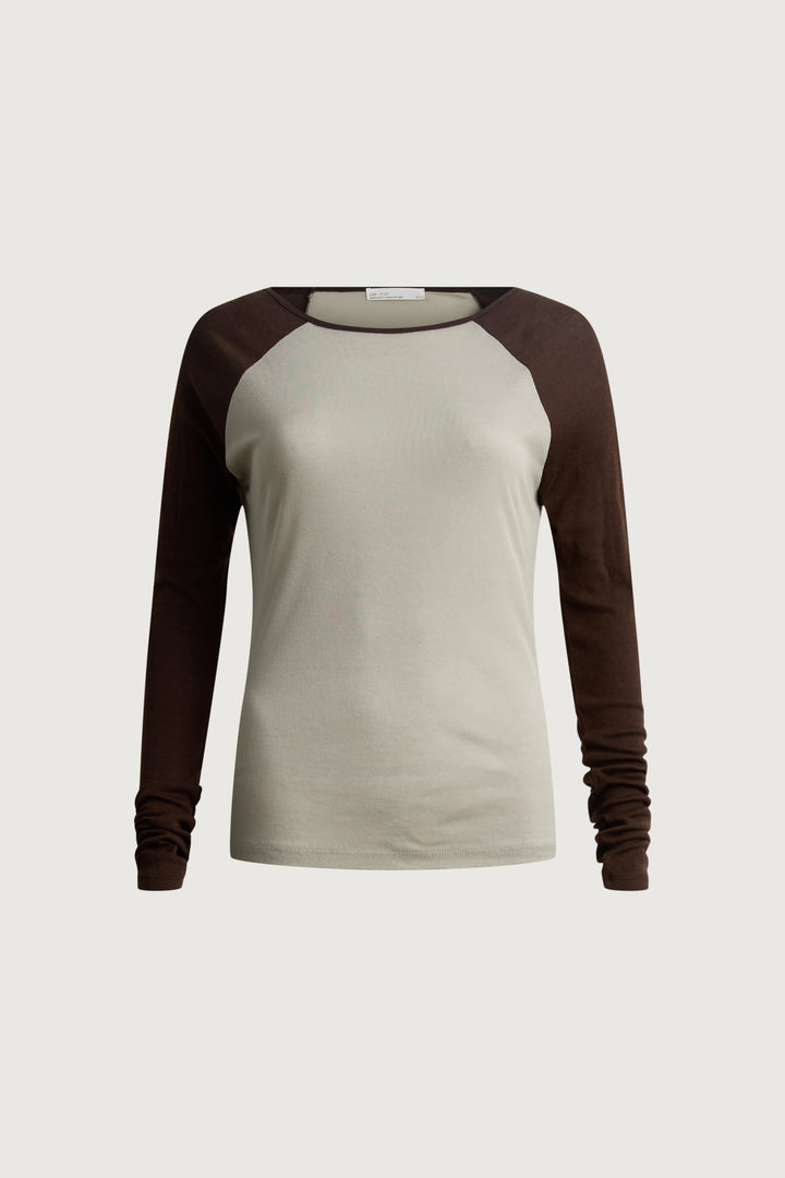 CONTRAST RAGLAN LONG SLEEVE T-SHIRT in Khaki — alternate angle