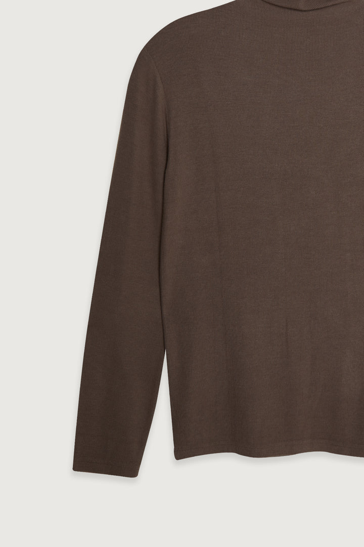 TURTLENECK TOP in WALNUT — alternate angle