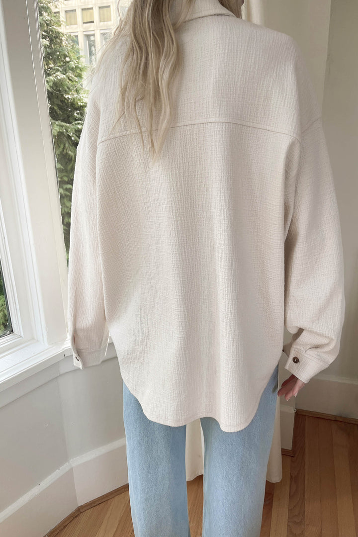 OVERSIZED KNIT SHIRT