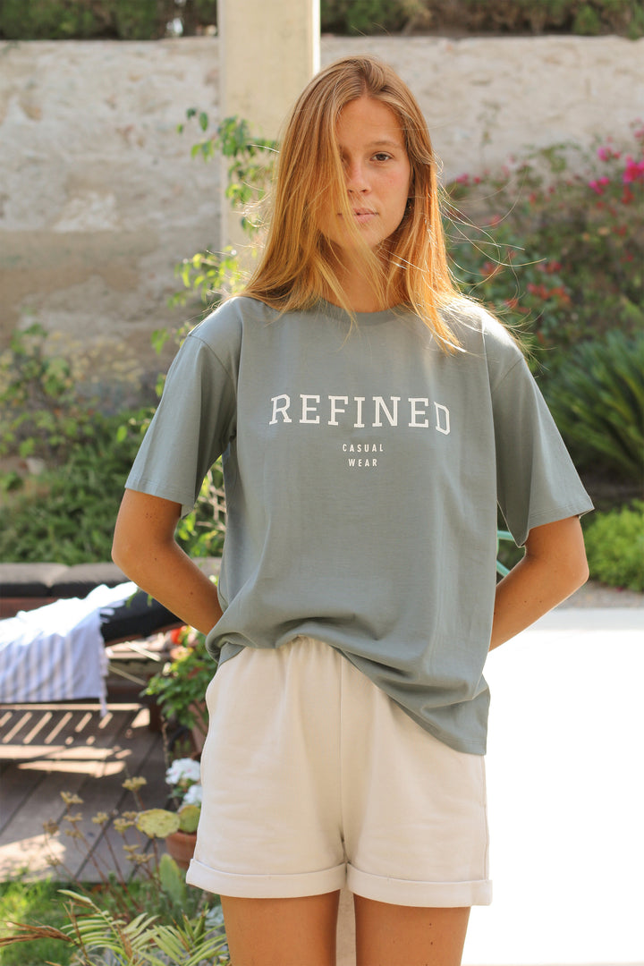 OVERSIZED GRAPHIC T-SHIRT in Sedona Sage — alternate angle
