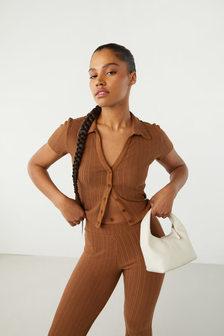 COLLARED BUTTON FRONT TOP in Brown — alternate angle
